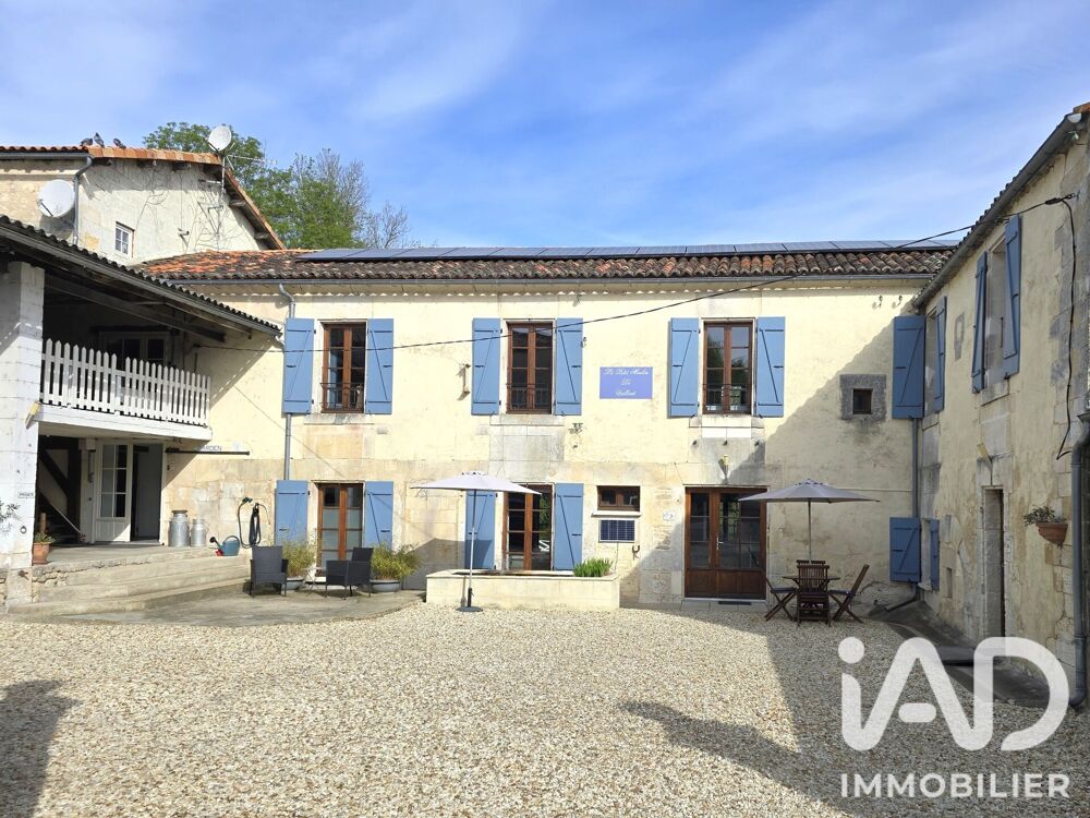 à vendre  Maison Bourg-Charente (16200)