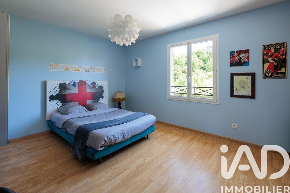 à vendre  Maison Saint-Genis-les-Ollières (69290)