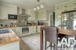  Maison � vendre 9 pi�ces 218 m�
