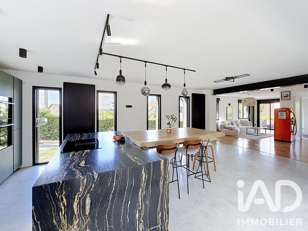 à vendre  Maison Saint-Fuscien (80680)