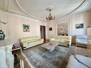  Appartement à vendre 6 pièces 167 m²