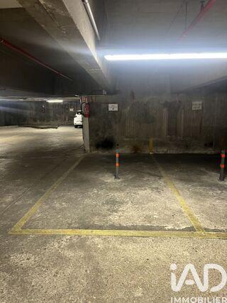  Parking / Garage à vendre 12 m²