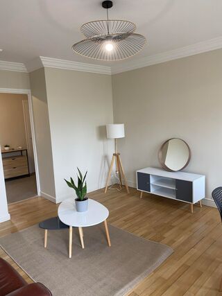  Appartement à louer 3 pièces 74 m²