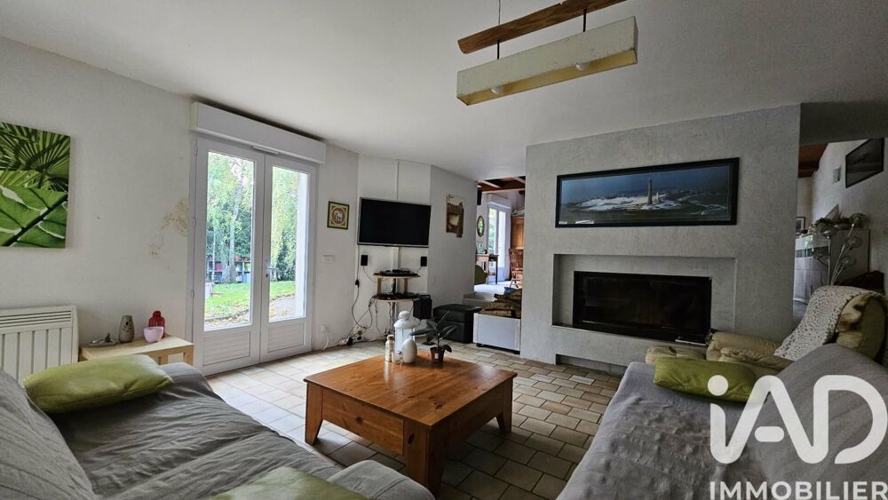 Vente Maison Vente Maison de village 7 pièces Villefagnan