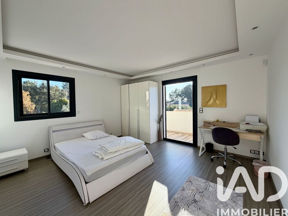 à vendre  Maison Roquebrune-sur-Argens (83520)