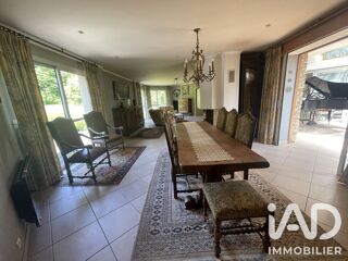  Maison à vendre 12 pièces 240 m²