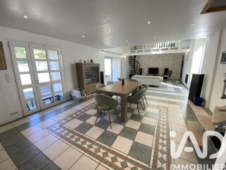  Maison à vendre 8 pièces 215 m²