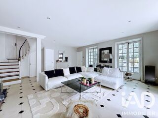  Maison à vendre 10 pièces 639 m²