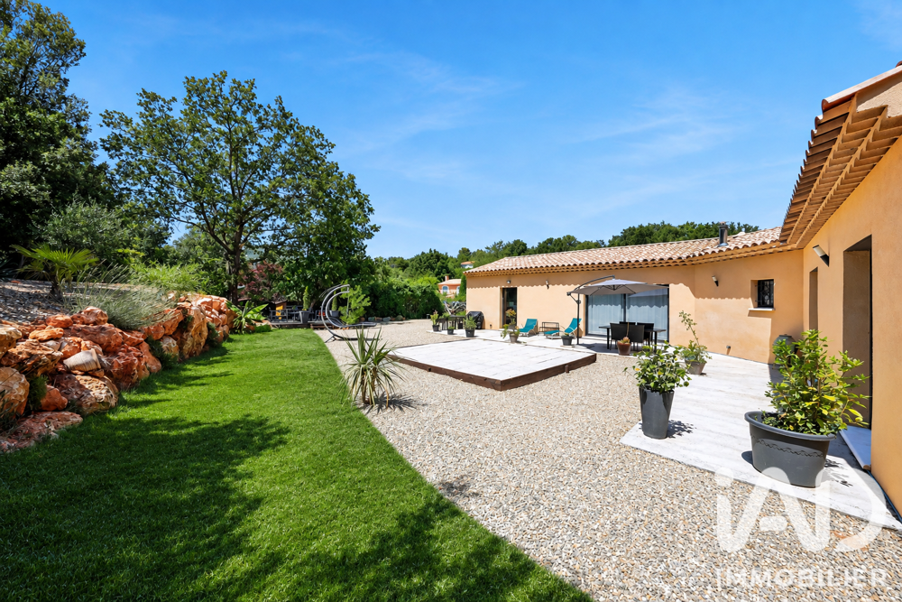 Vente Maison Vente Maison d'architecte 6 pièces Châteaudouble