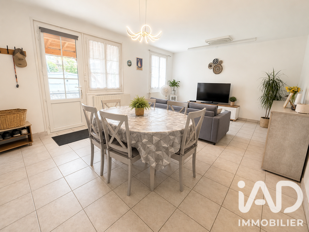Vente Maison Vente Maison de ville 4 pièces Châteaubernard