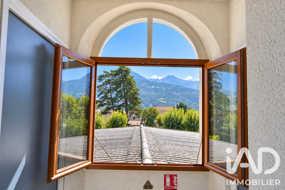 Vente Maison Vente Maison d'architecte 15 pièces Embrun