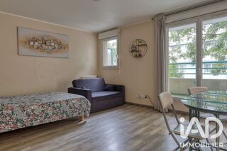  Appartement à louer 1 pièce 28 m²