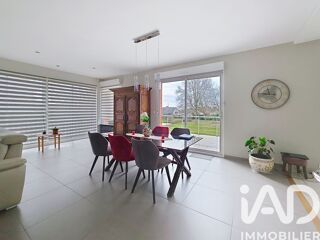  Maison à vendre 8 pièces 237 m²