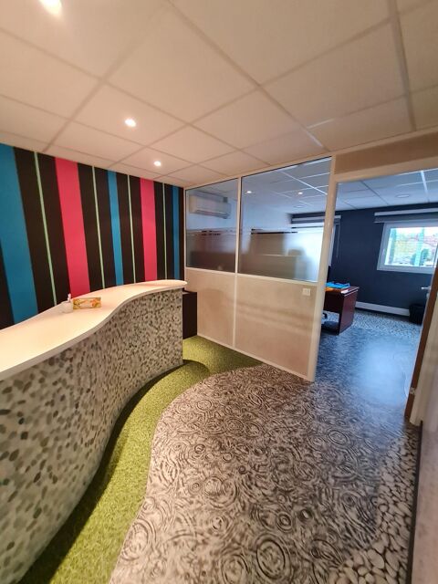 ECHIROLLES, LOCAL &agrave; Louer au 1 All&eacute;e Pin de St Clair ... 1484 38130 �chirolles