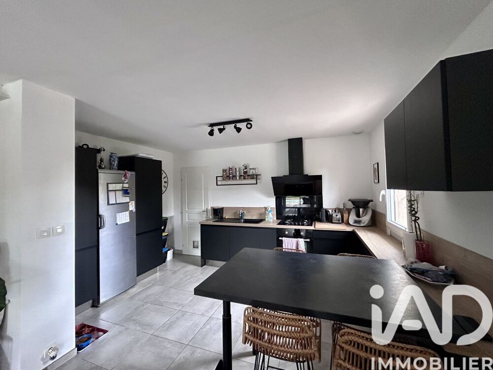 vente Maison - 5 pièce(s) - 150 m² Lescar (64230)