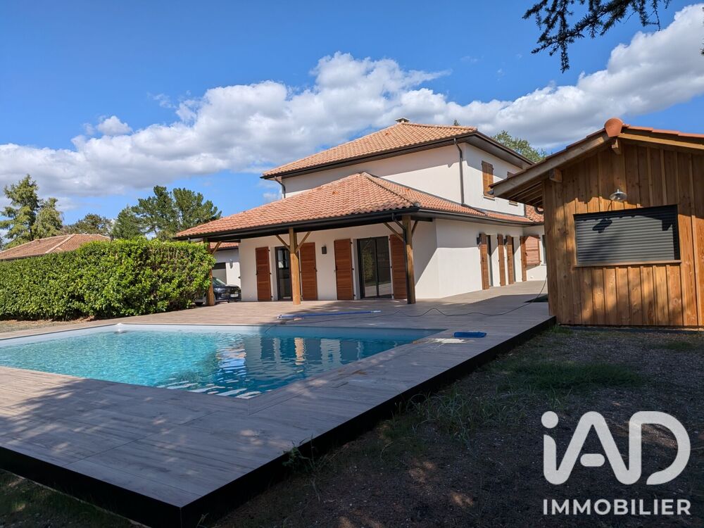 Vente Maison Vente Maison/villa 7 pièces Carignan-de-bordeaux