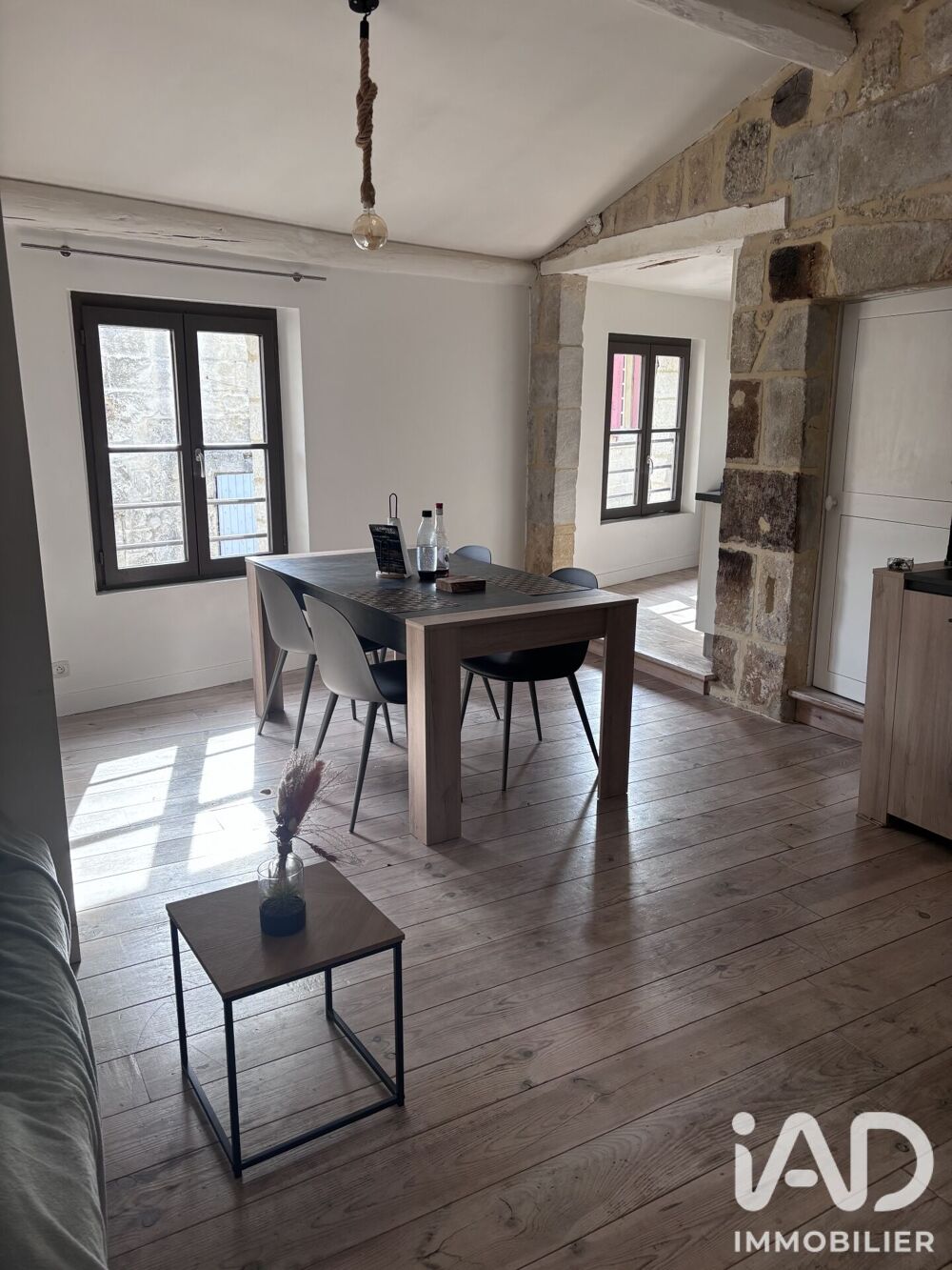 location Appartement - 2 pièce(s) - 37 m² Sommières (30250)