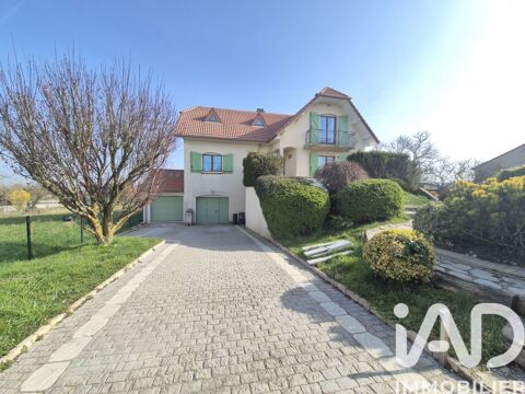   Vente Maison/villa 6 pièces Maison - 6 pièce(s) - 200 m²