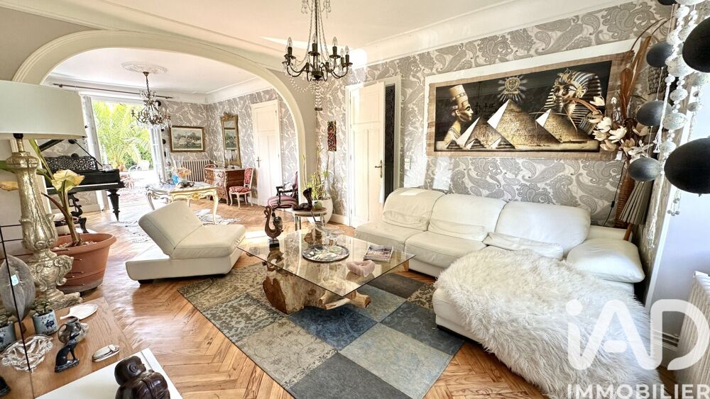 Vente Maison Vente Maison traditionnelle 7 pièces Roquefort