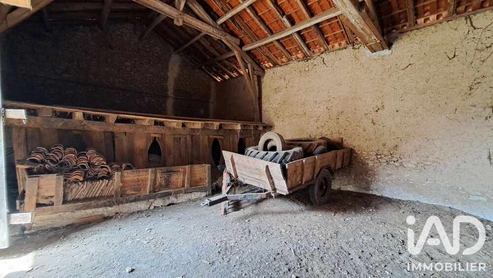 Vente Maison Vente Grange 2 pièces Neuvic