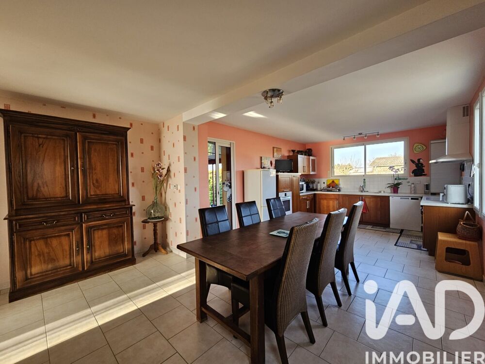 Vente Maison Vente Maison traditionnelle 6 pièces Vaas