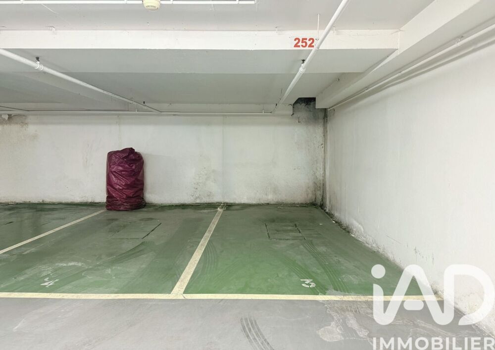 Vente Parking/Garage Vente Parking 12 m&sup2; Paris 2