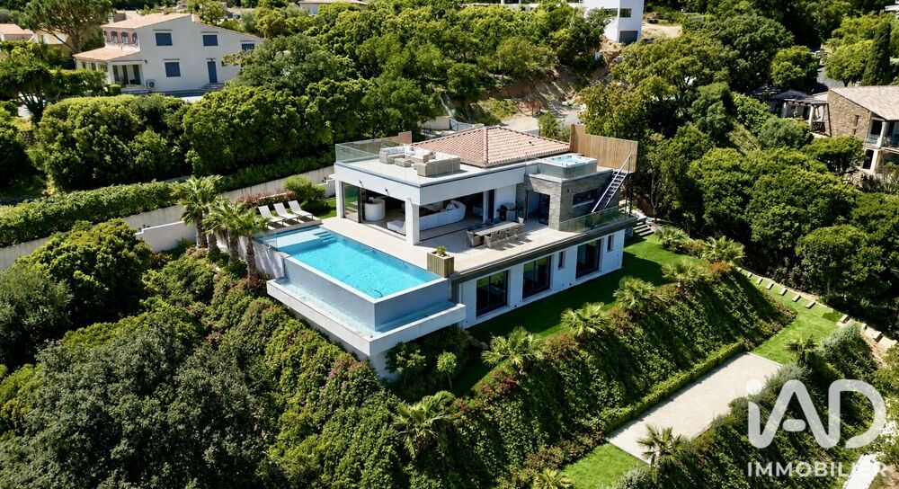 Vente Maison Vente Maison d'architecte 7 pièces Cavalaire-sur-mer
