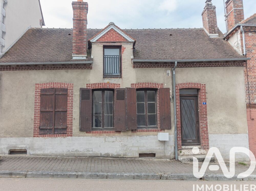 Maison 4 pièces 90 m² · à Rogny-les-Sept-Écluses · 90 m² · 46 000 €