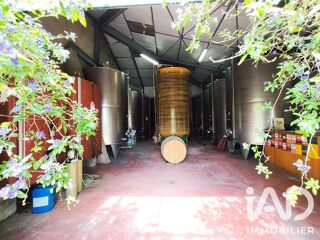 Vente Parking/Garage Vente Garage 696 m&sup2; Roquessels