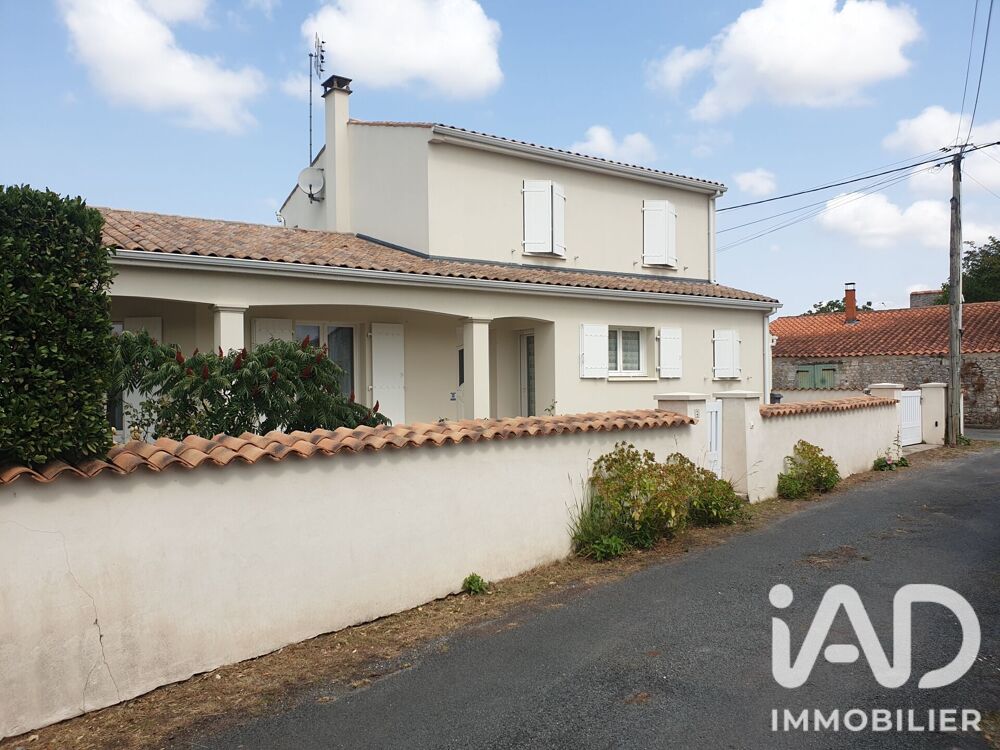 Vente Maison Vente Maison traditionnelle 5 pièces Saint-just-luzac