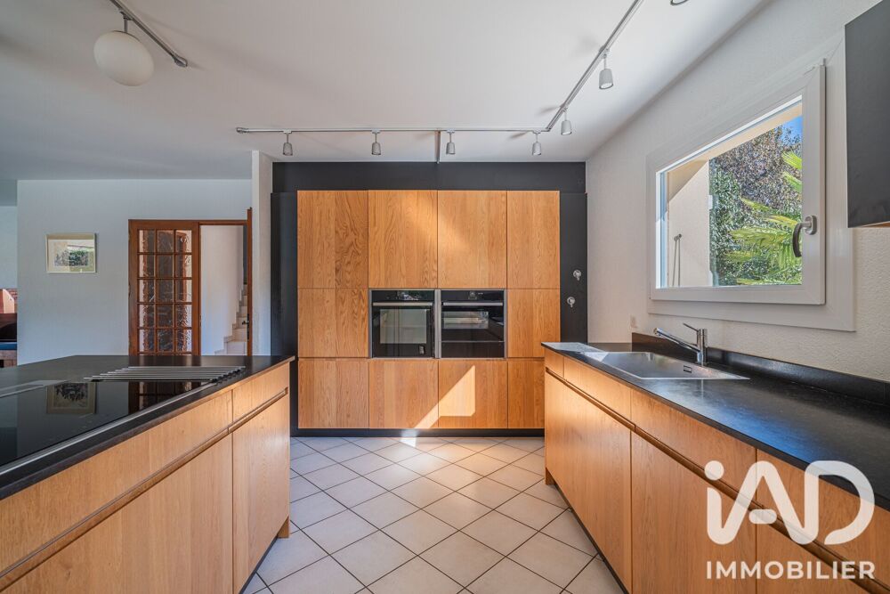 à vendre  Maison Pers-Jussy (74930)