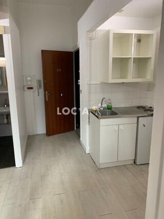  Appartement à louer 1 pièce 18 m²