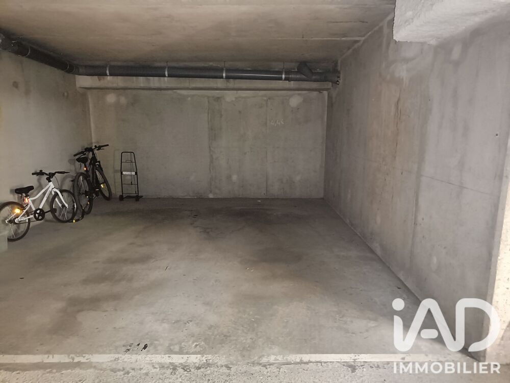 Vente Parking/Garage Vente Parking 25 m&sup2; Montigny-le-bretonneux