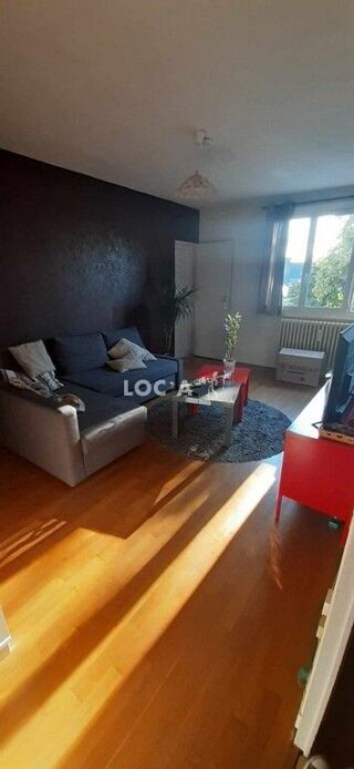  Appartement à louer 4 pièces 70 m²