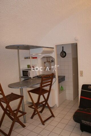  Appartement à louer 1 pièce 25 m²