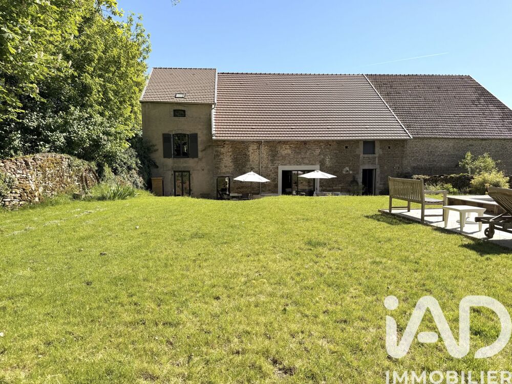 vente Maison - 9 pièce(s) - 251 m² Saint-Broingt-les-Fosses (52190)