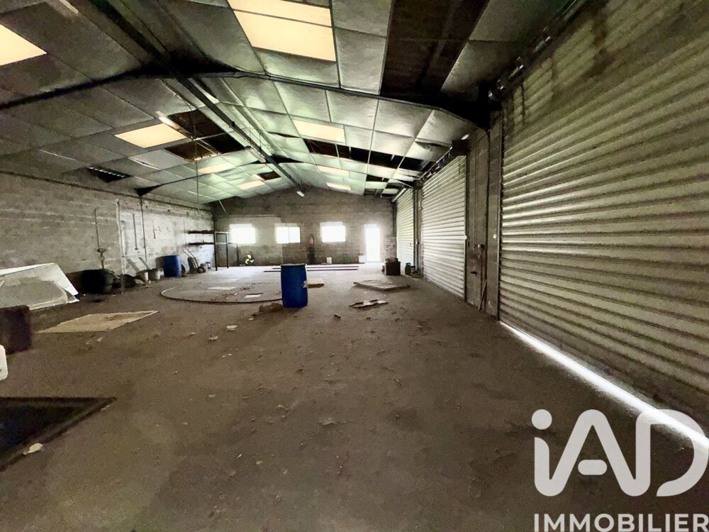 Vente Parking/Garage Vente Garage 233 m&sup2; Montboyer
