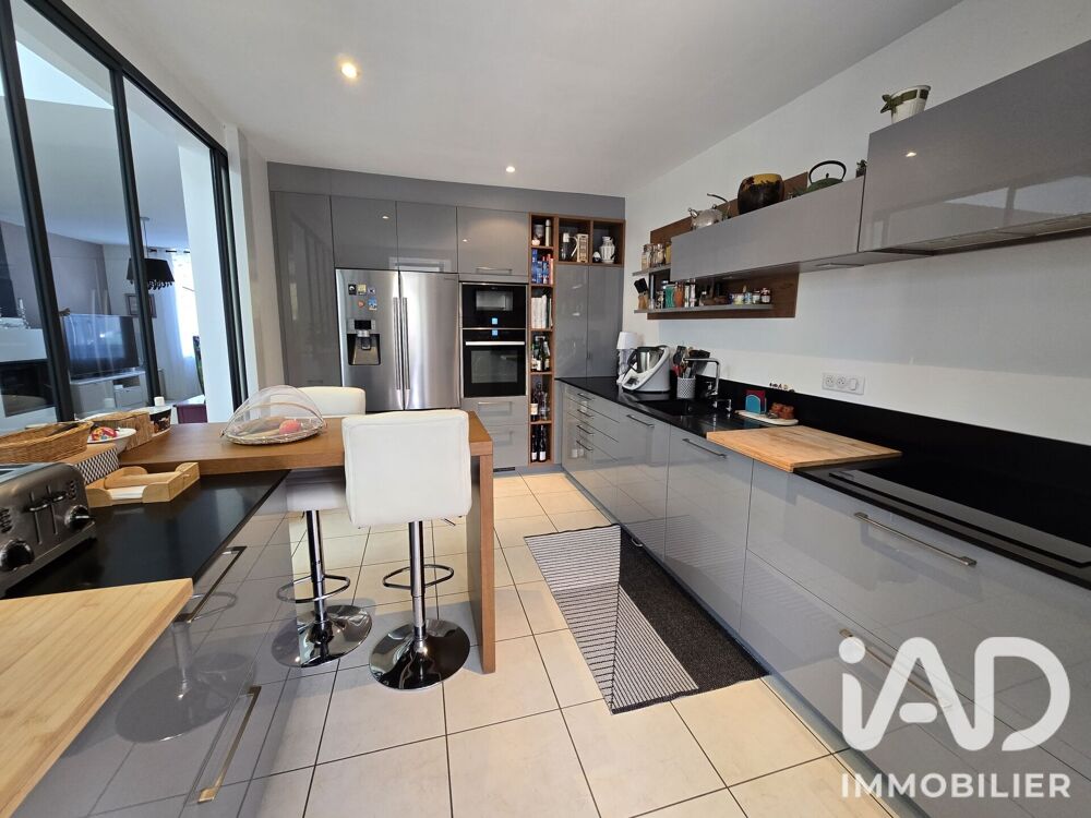 Vente Maison Vente Maison de ville 7 pièces Déols