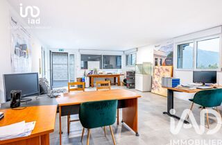  Immeuble à vendre 194 m²