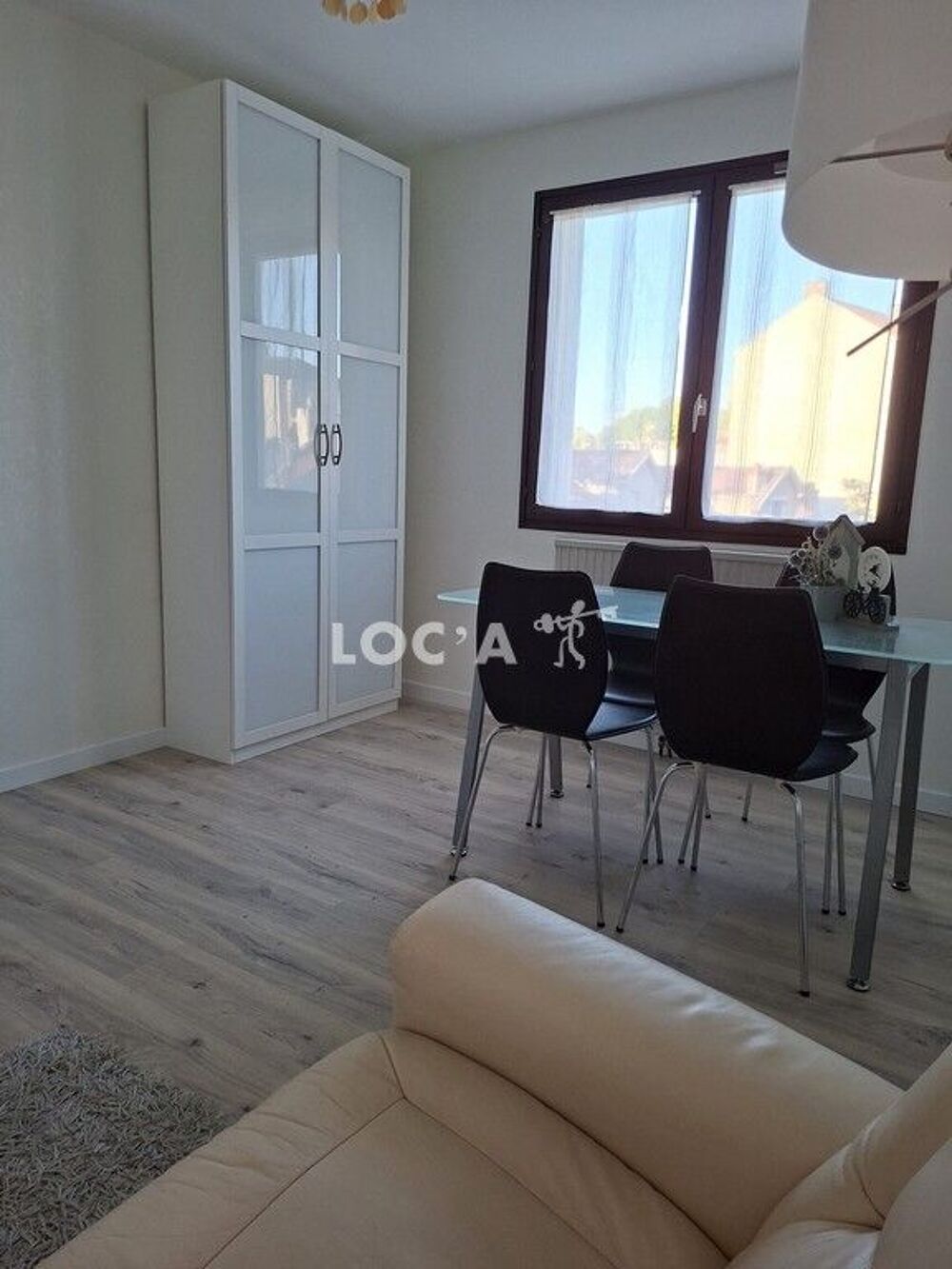 660€ CC / Mois A SAISIR!! PROX GARE f2 meublé au 2éme et....