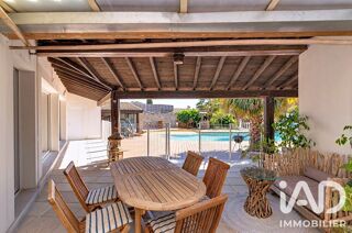  Maison à vendre 15 + pièces 320 m²