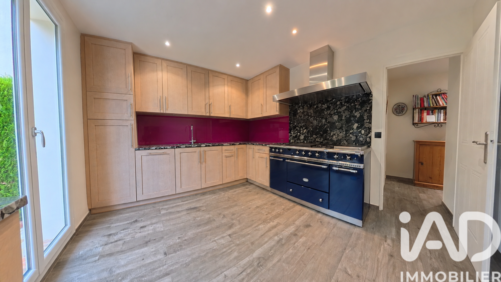 Vente Maison Vente Maison/villa 6 pièces Neuville-sur-oise