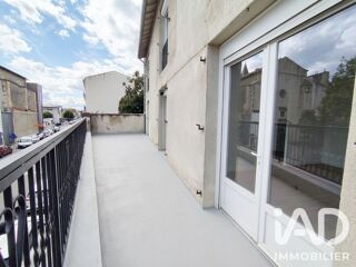  Immeuble à vendre 261 m²