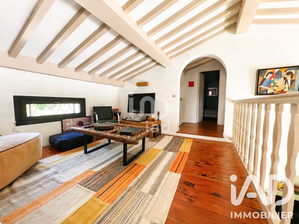 à vendre  Maison Saint-Raphaël (83700)