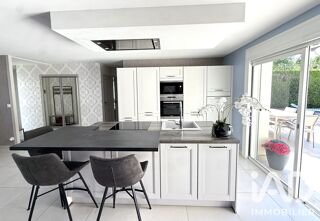  Maison à vendre 7 pièces 174 m²