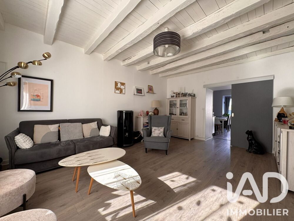 Vente Maison Vente Maison de village 4 pièces Le gué-de-velluire