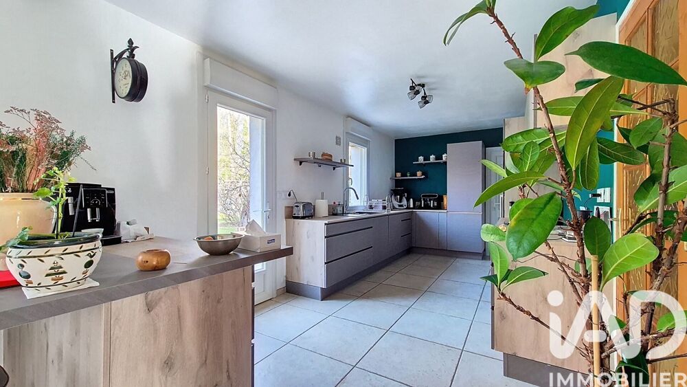 � vendre  Maison Noisy-sur-�cole (77123)