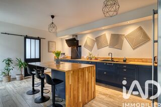  Maison à vendre 8 pièces 211 m²