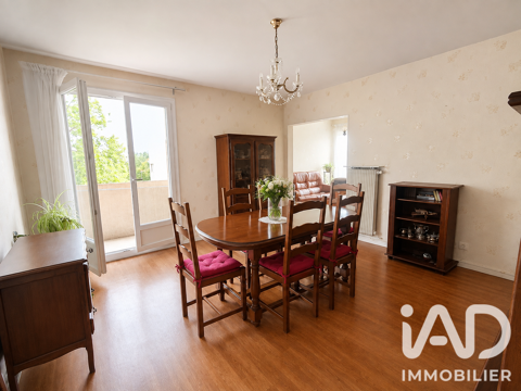   Vente Appartement 4 pièces Appartement - 4 pièce(s) - 77 m²