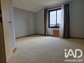  Maison à vendre 10 pièces 242 m²